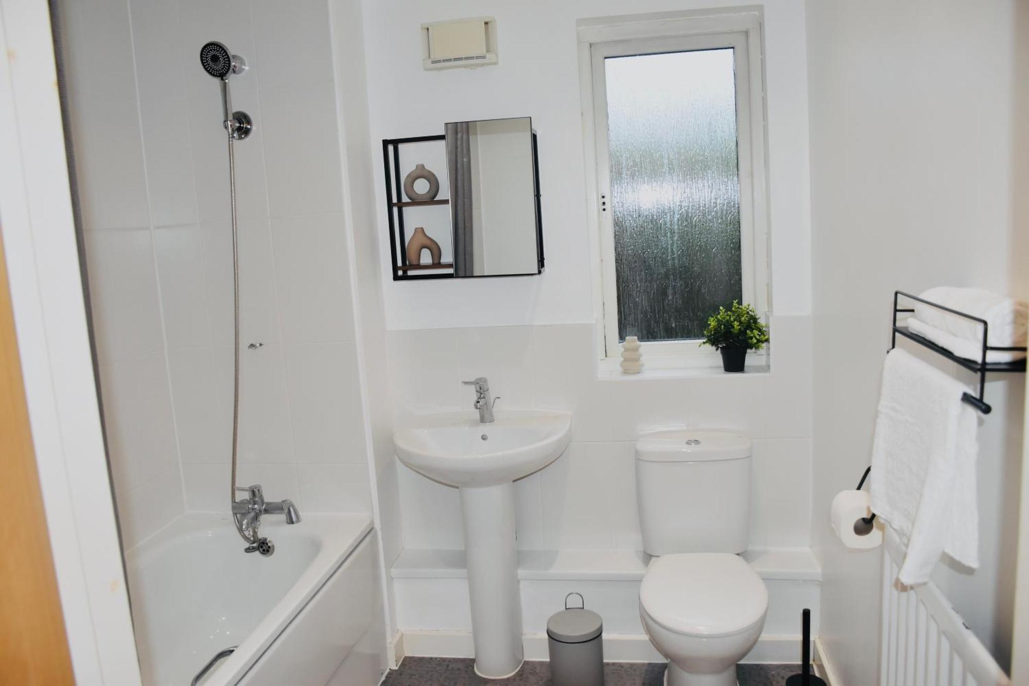 Luxurious & Spacious 2 Bed In