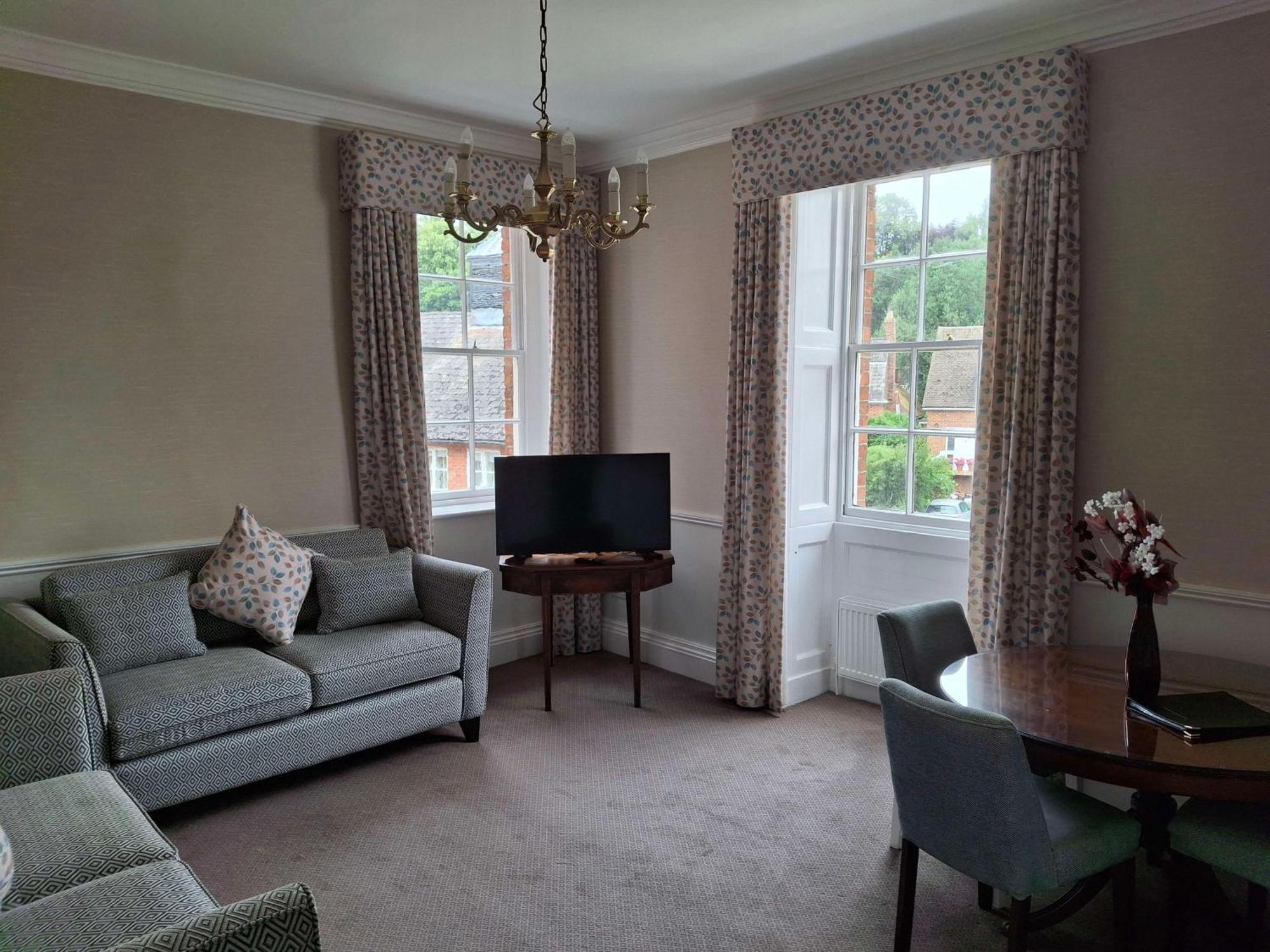 Hotel Western Moore Place 3*