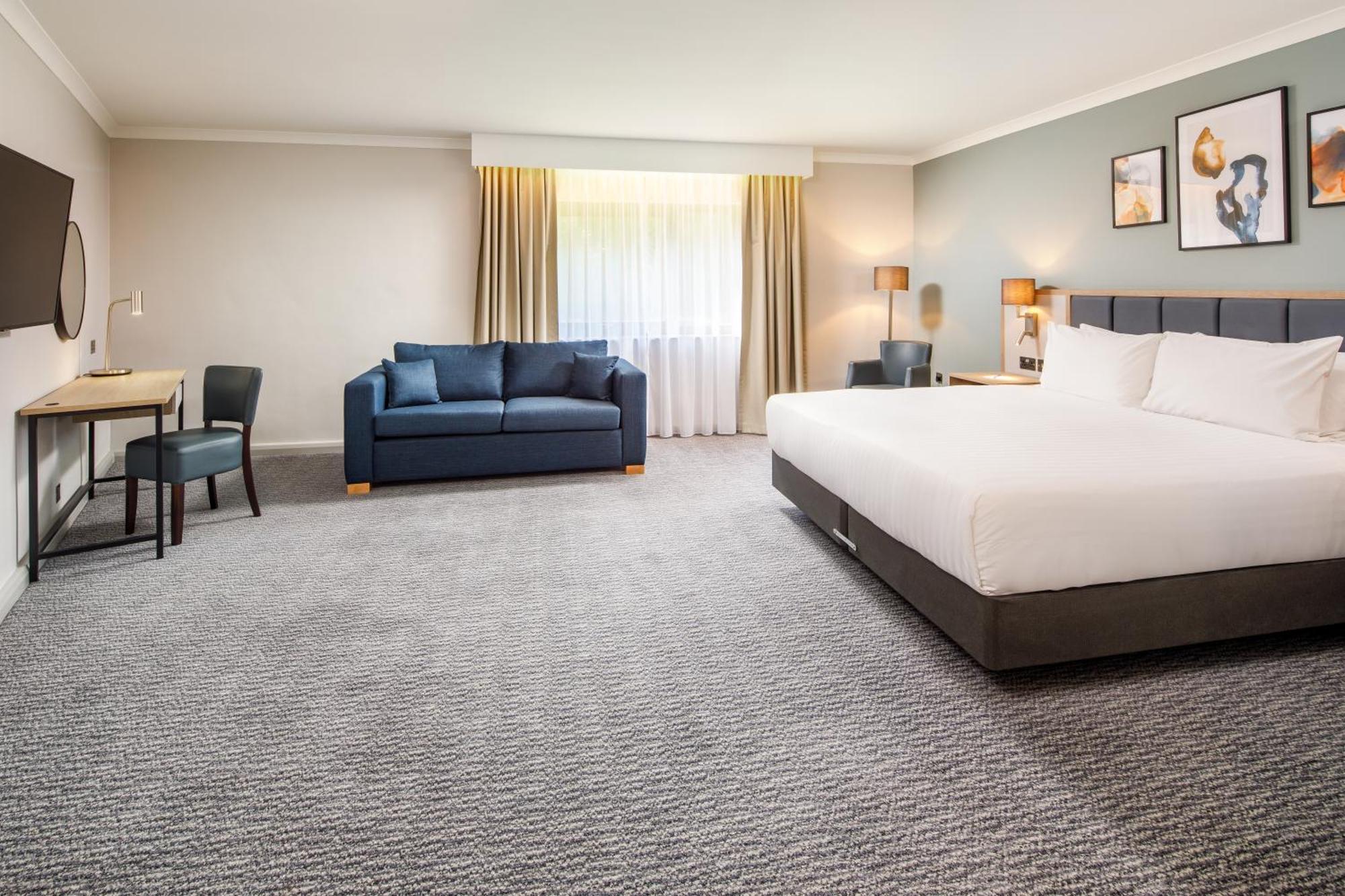 Delta By Marriott Hotel 4*