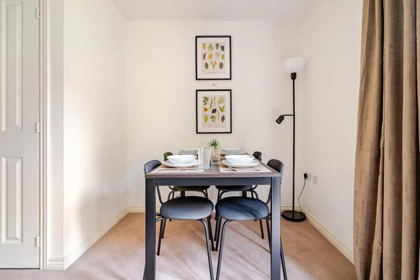 Modern Hideaway With Studio Space Apartamento *