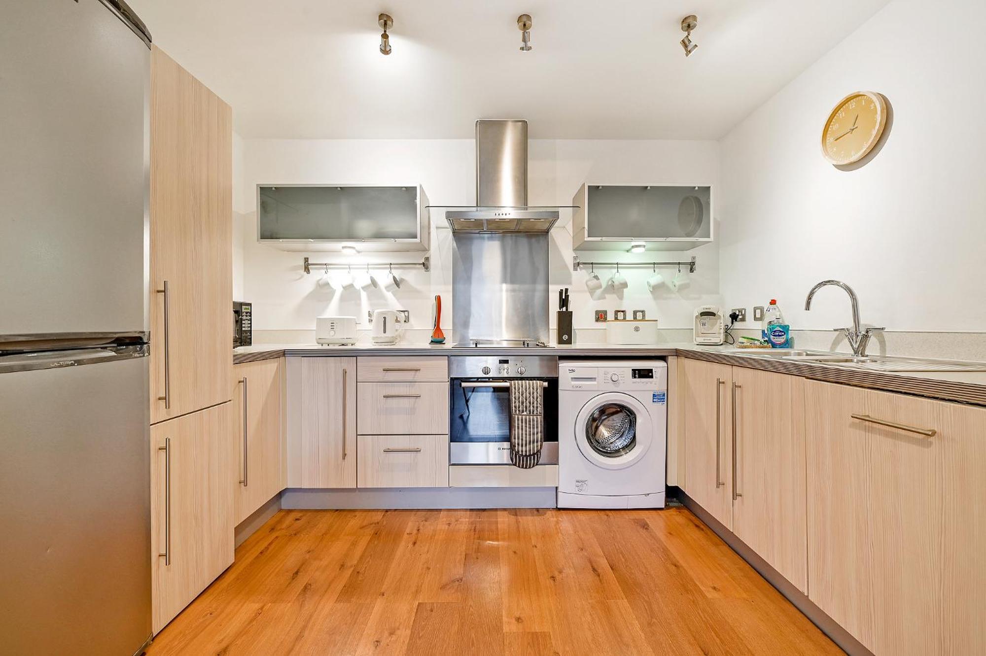 The Vizion Serviced From Pincott - Free Parking, Private Balcony, And Wifi Apartment Milton Keynes