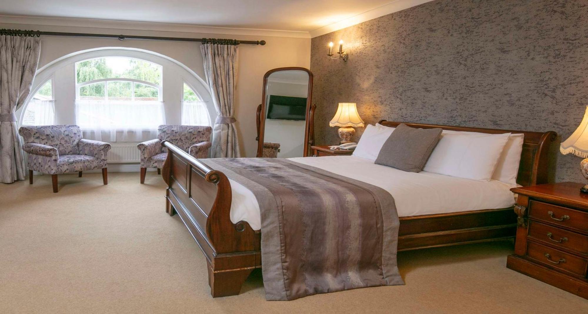 Western Moore Place 3* Milton Keynes