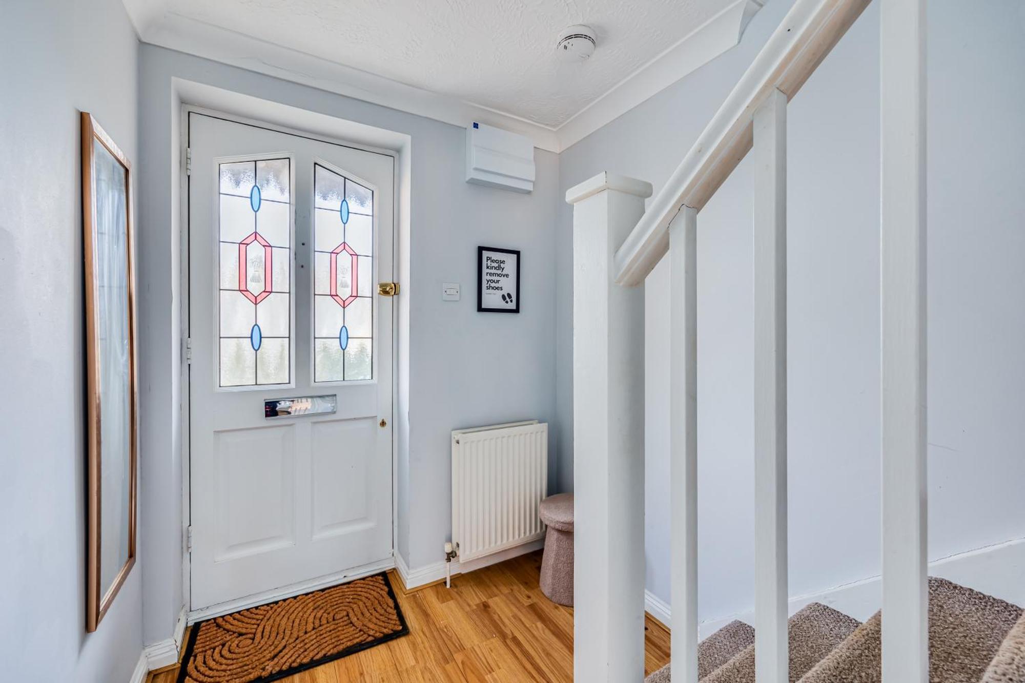 Holiday home Tattenhoe House With Free Parking, Fast Wifi, Garden And Smart Tv By Yoko *