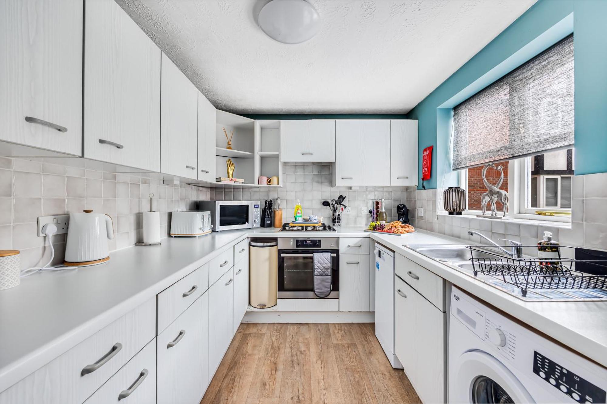 Tattenhoe House With Free Parking, Fast Wifi, Garden And Smart Tv By Yoko *
