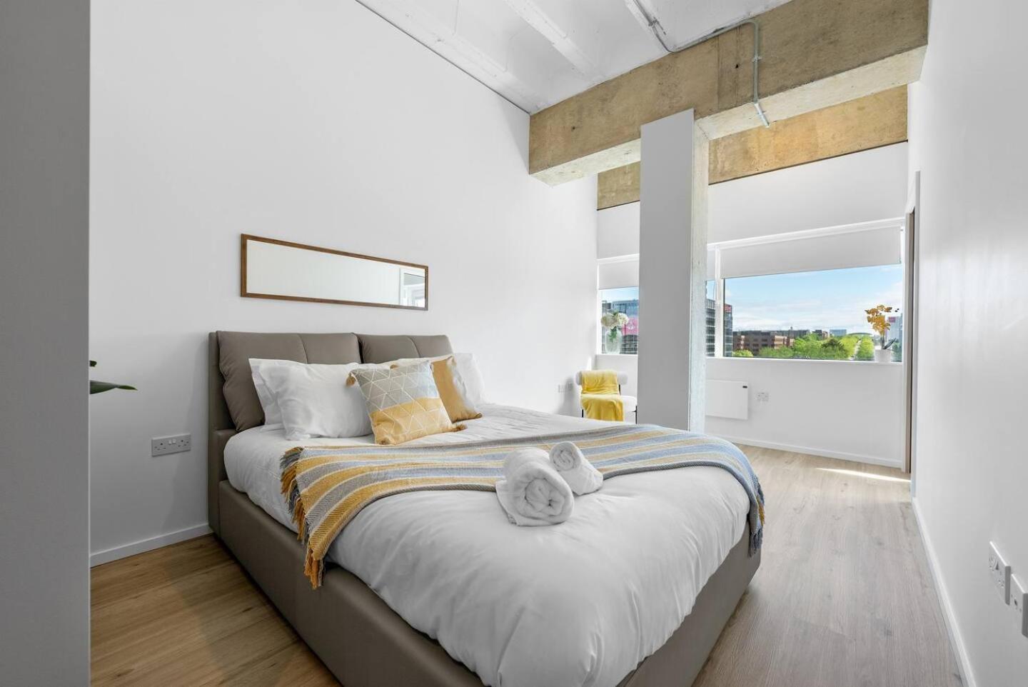 Apartment Luxe 1br Wlift & Free Gym Access In Station House Milton Keynes