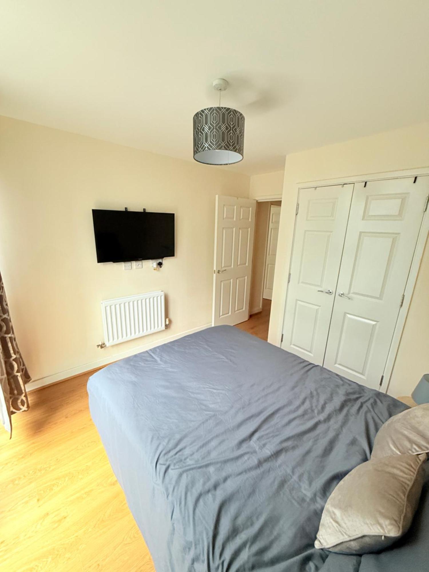 Hub Flat Apartment