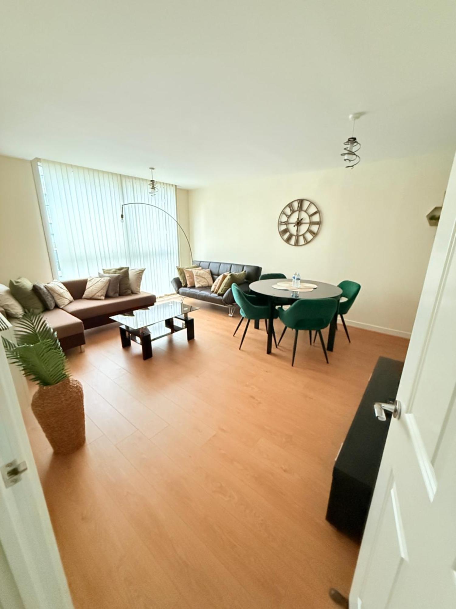 Apartment Hub Flat *