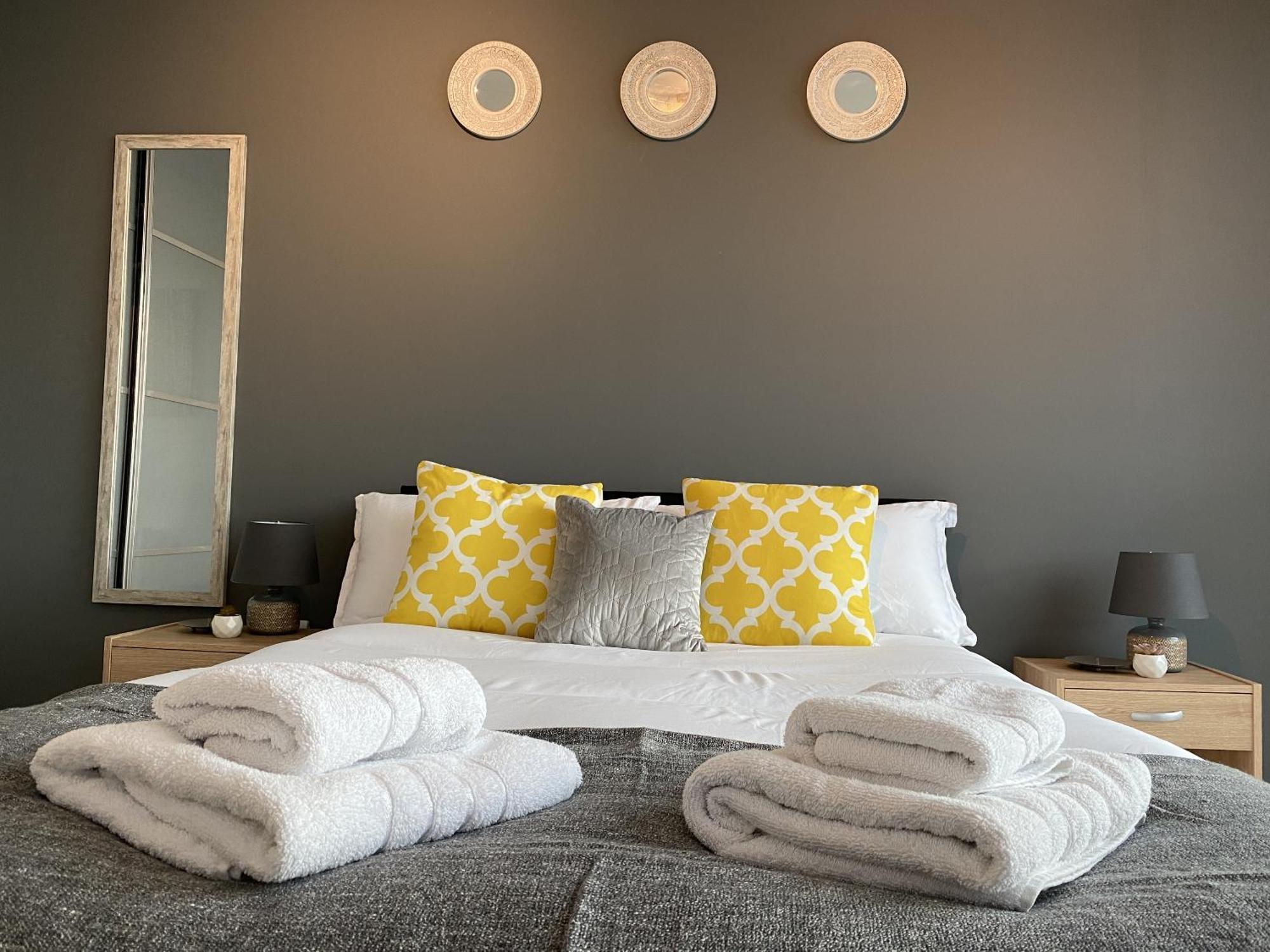 Tailor That - Chelsea House Apartment Milton Keynes