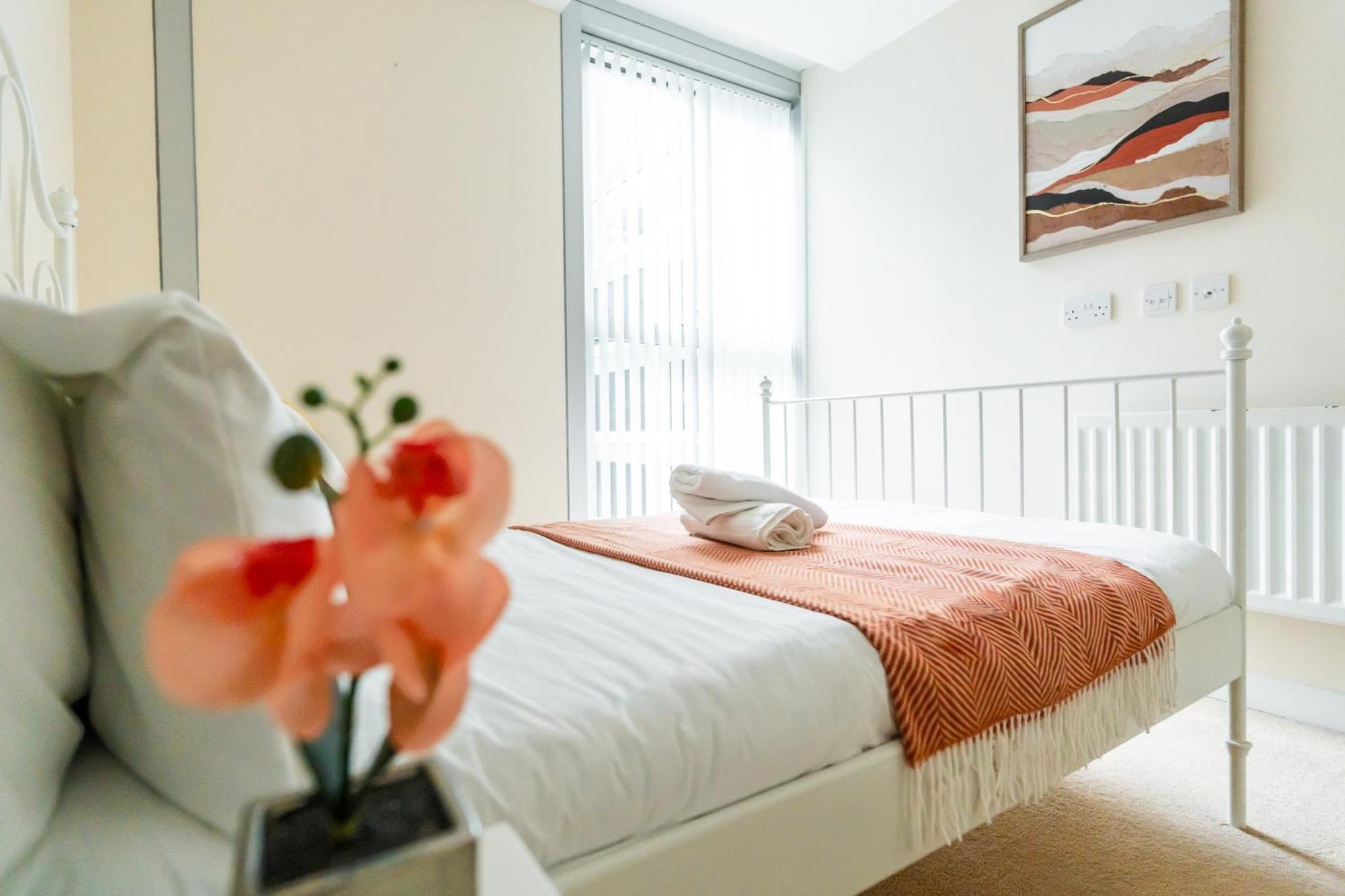 Cosy One Bed -the Hub Apartment Milton Keynes