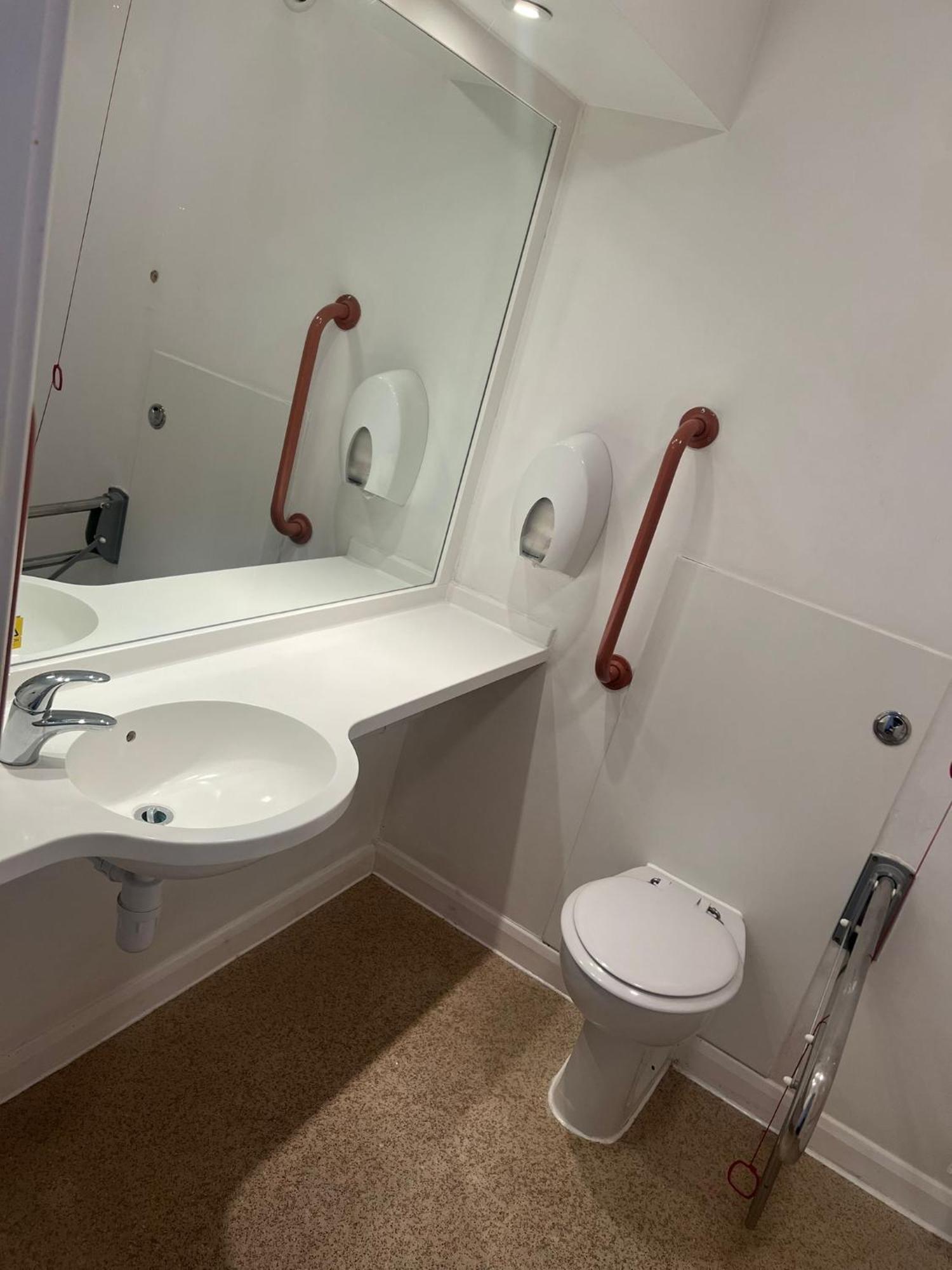 The Willen 3* Milton Keynes