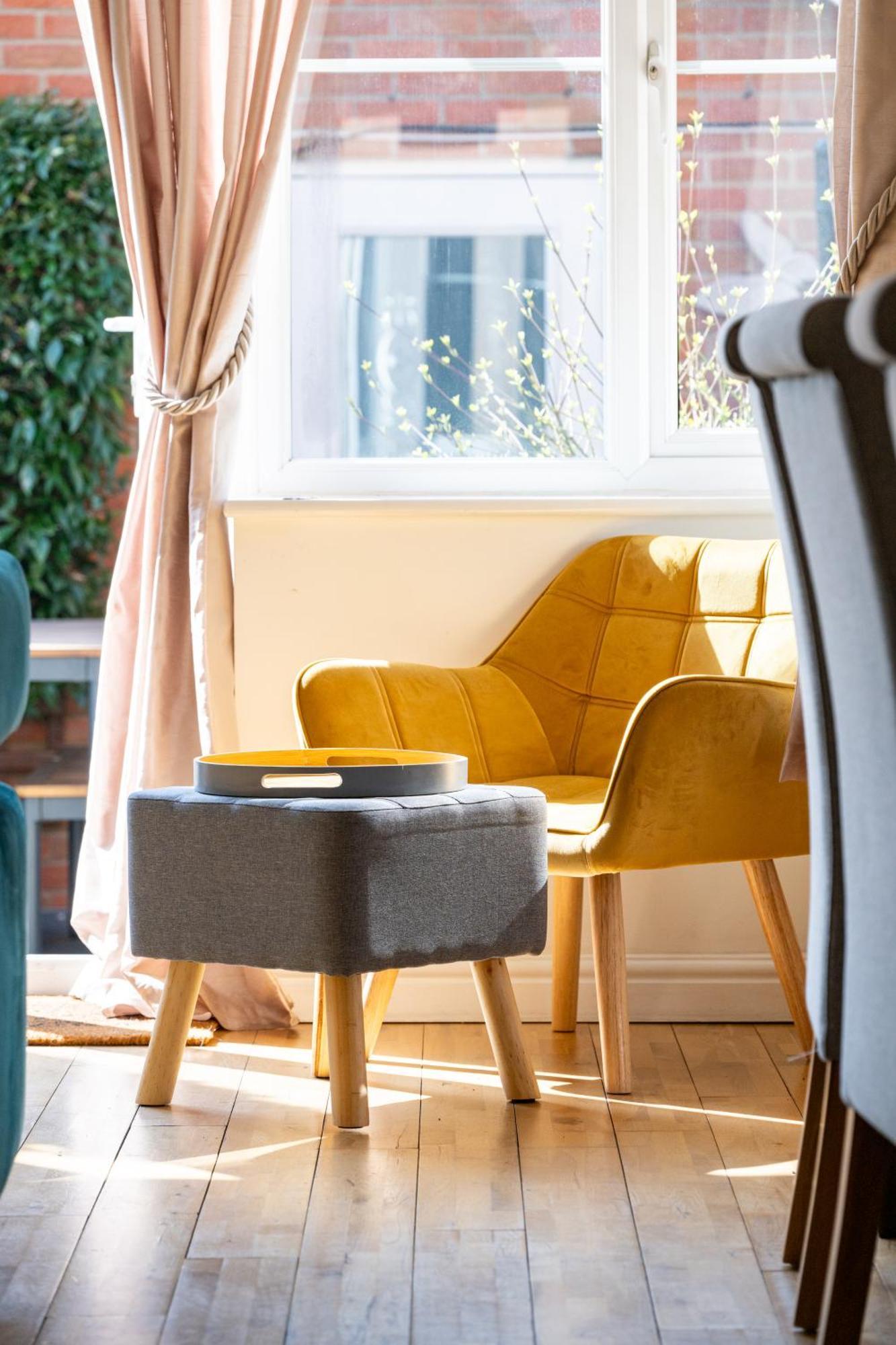 Brightleap Apartments: Modern Home-away With Entertainment & Amenities Apartamento