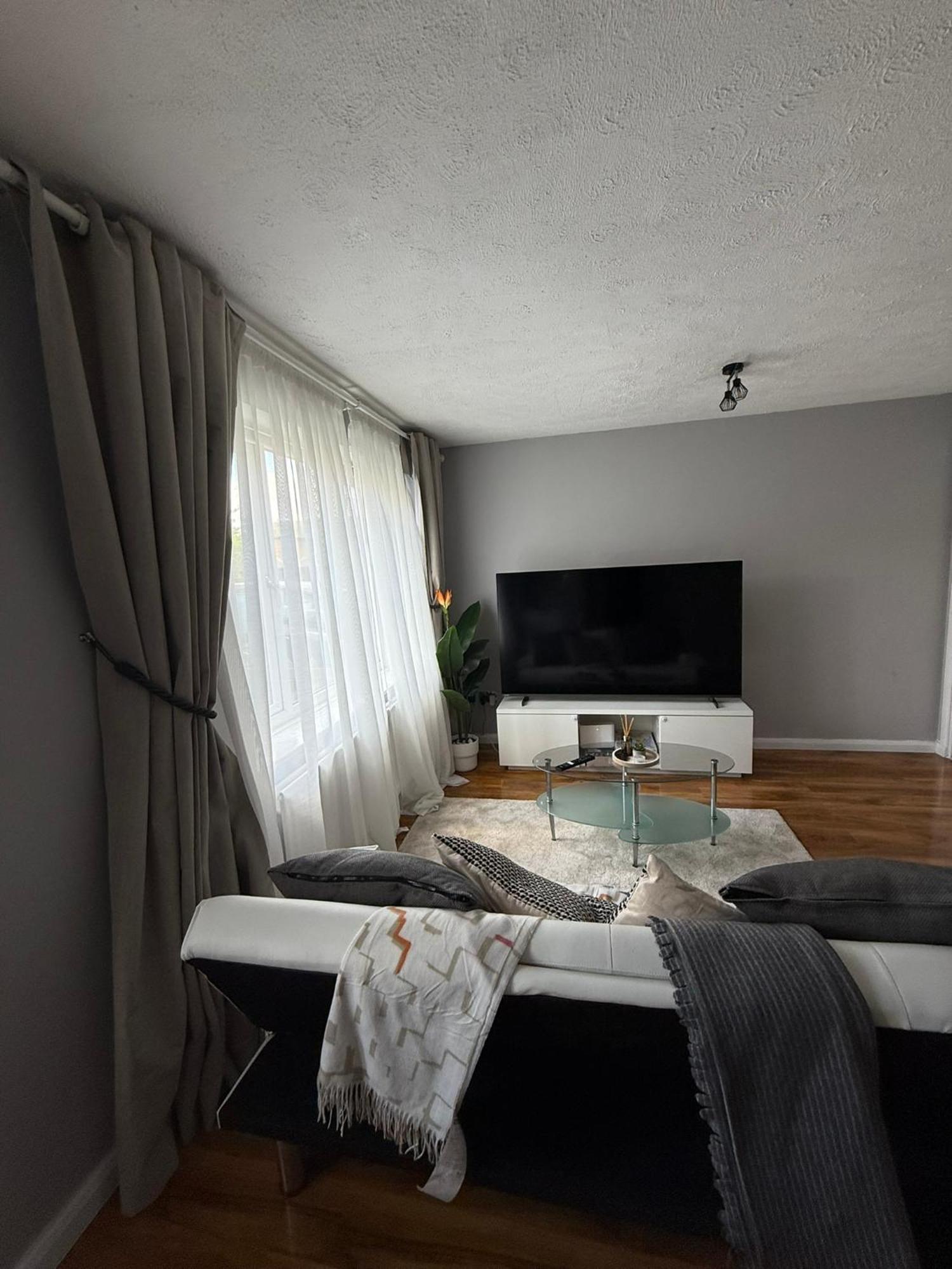 Guest house Rafiki Springs - Luxury 5-bed In Milton Keynes