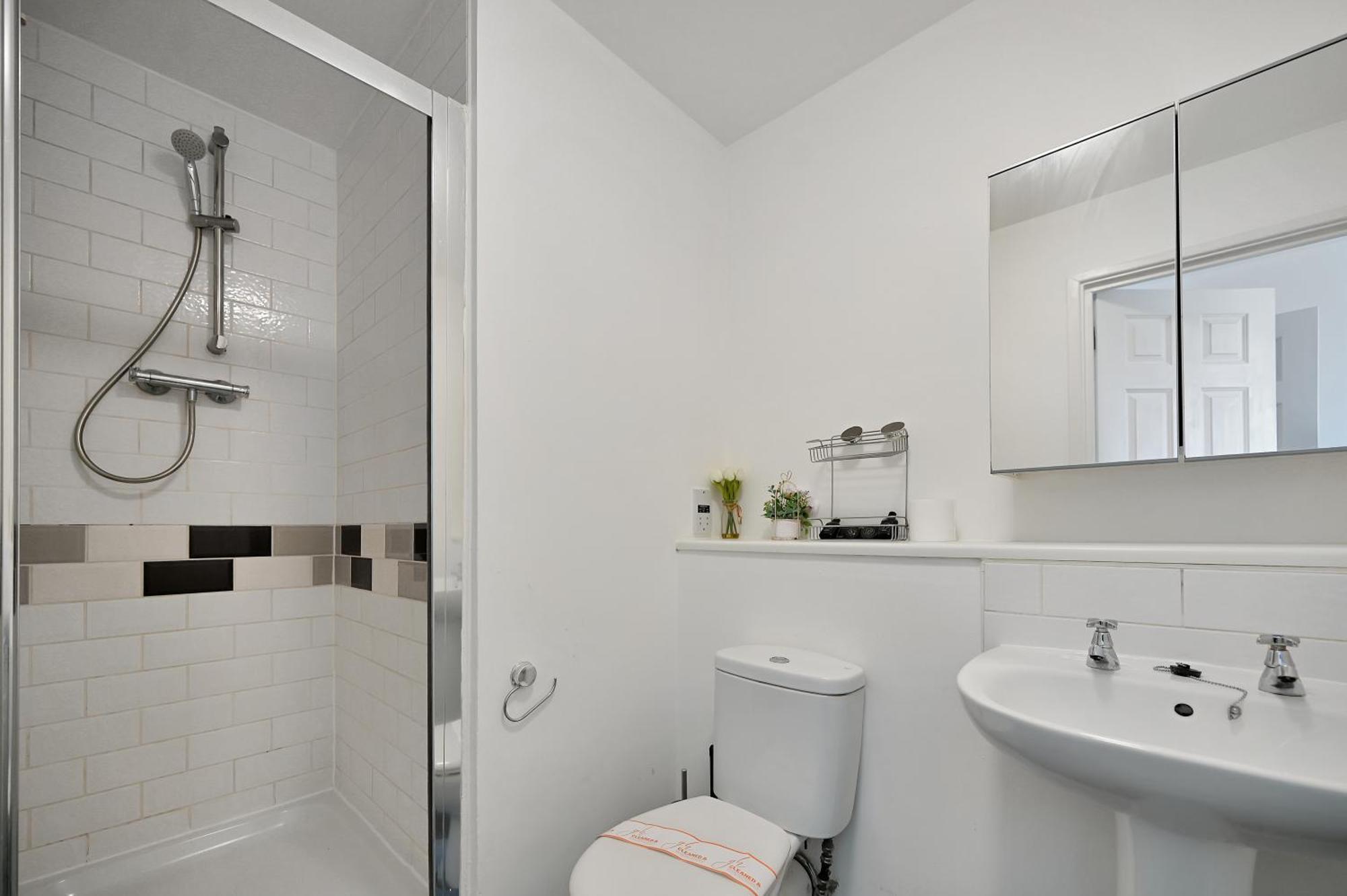 Apartment Blue Diamond
