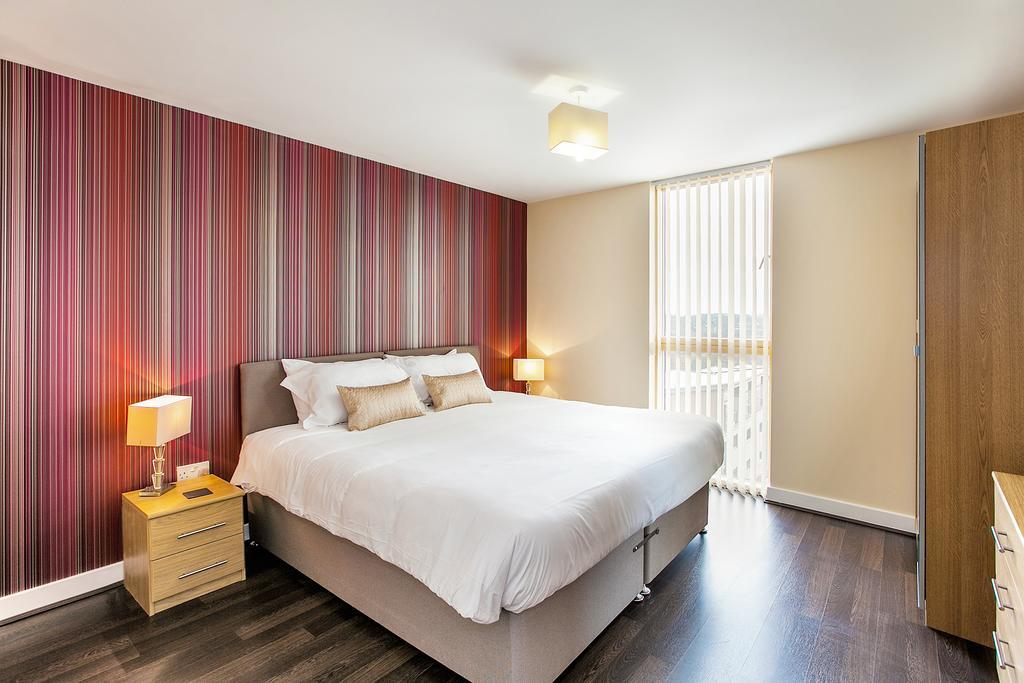 Shortstaymk Vizion Apartments, With Free Superfast Wi-Fi, Parking, Sky Sports And Movies Apartamento