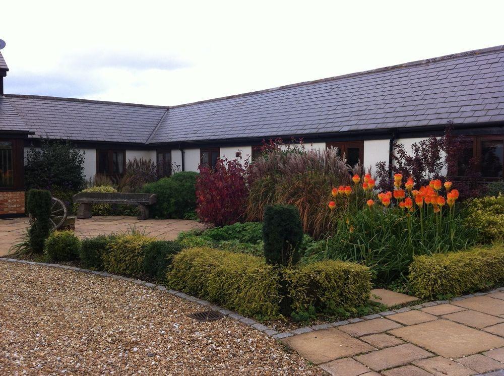 Manor Farm-mk Self-contained Serviced *
