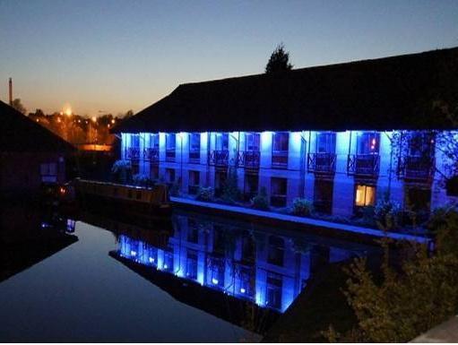 Peartree Waterside Hotel Milton Keynes