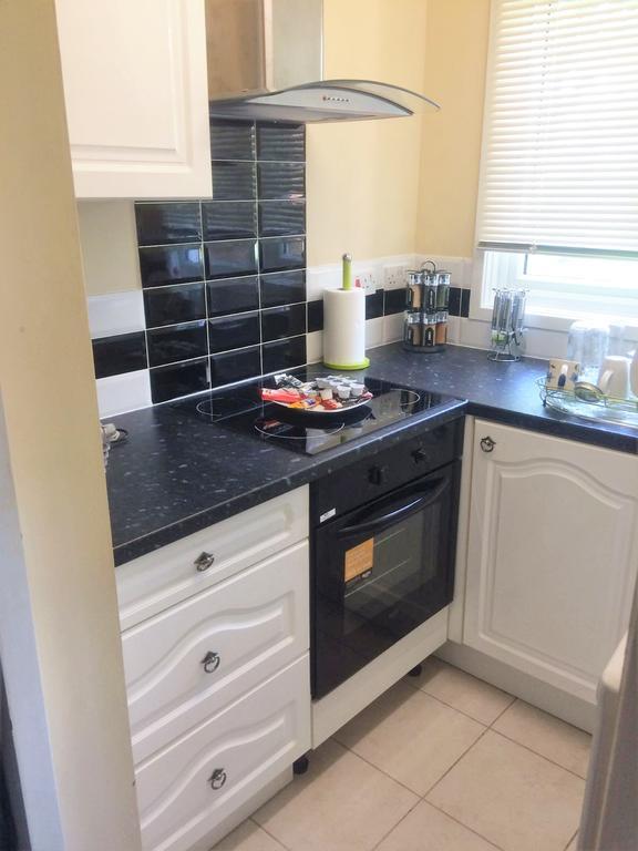 M K City Heights Apartment * Milton Keynes