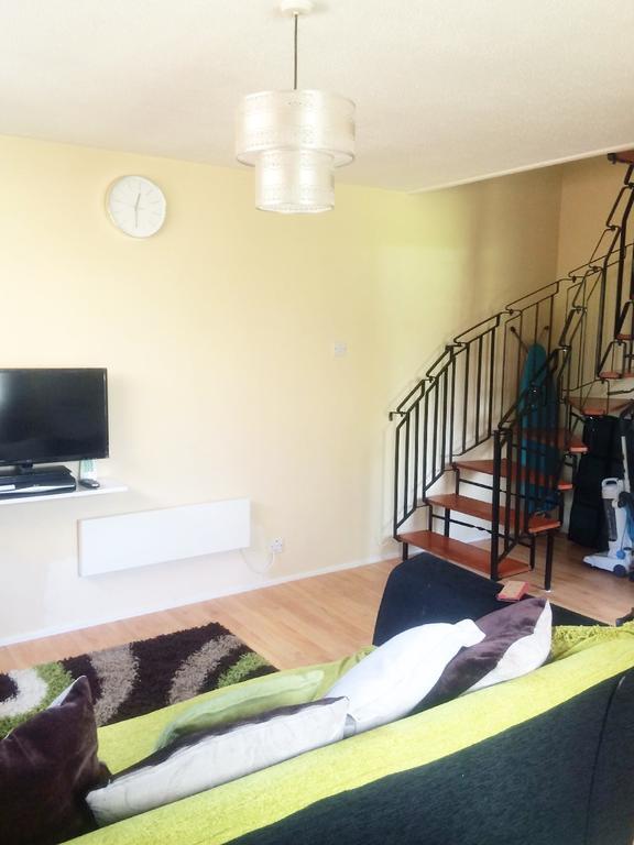 M K City Heights Apartment Apartment