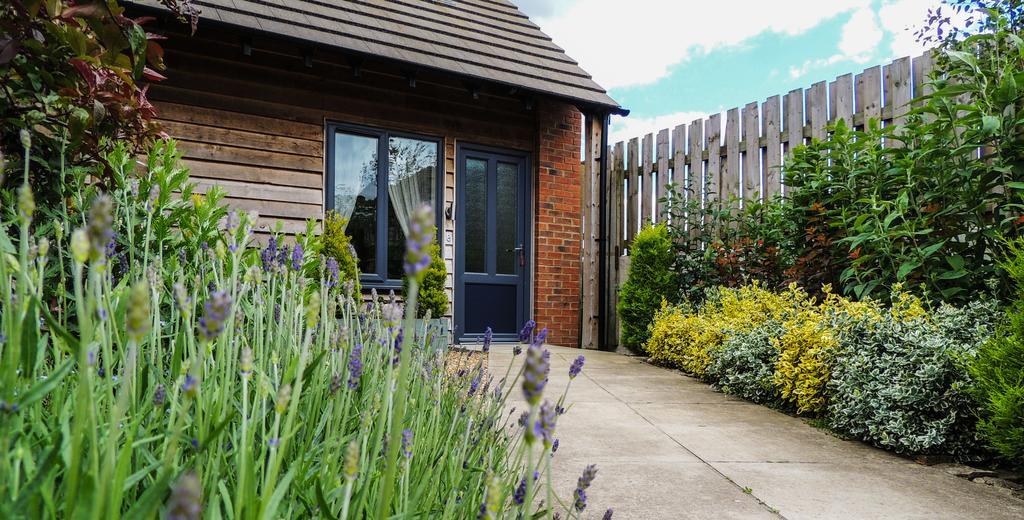 Elm Tree Farm * Milton Keynes