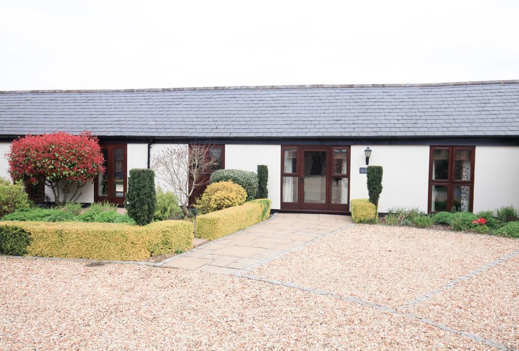 Apartment Manor Farm-mk Self-contained Serviced