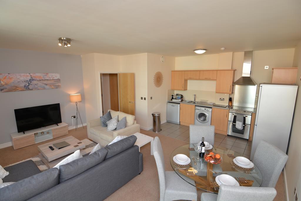 Brightleap - Silbury View * Milton Keynes