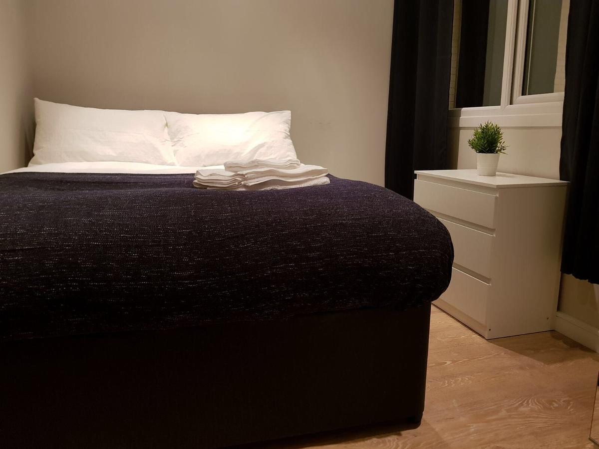 Luxury Platinum Milton Keynes