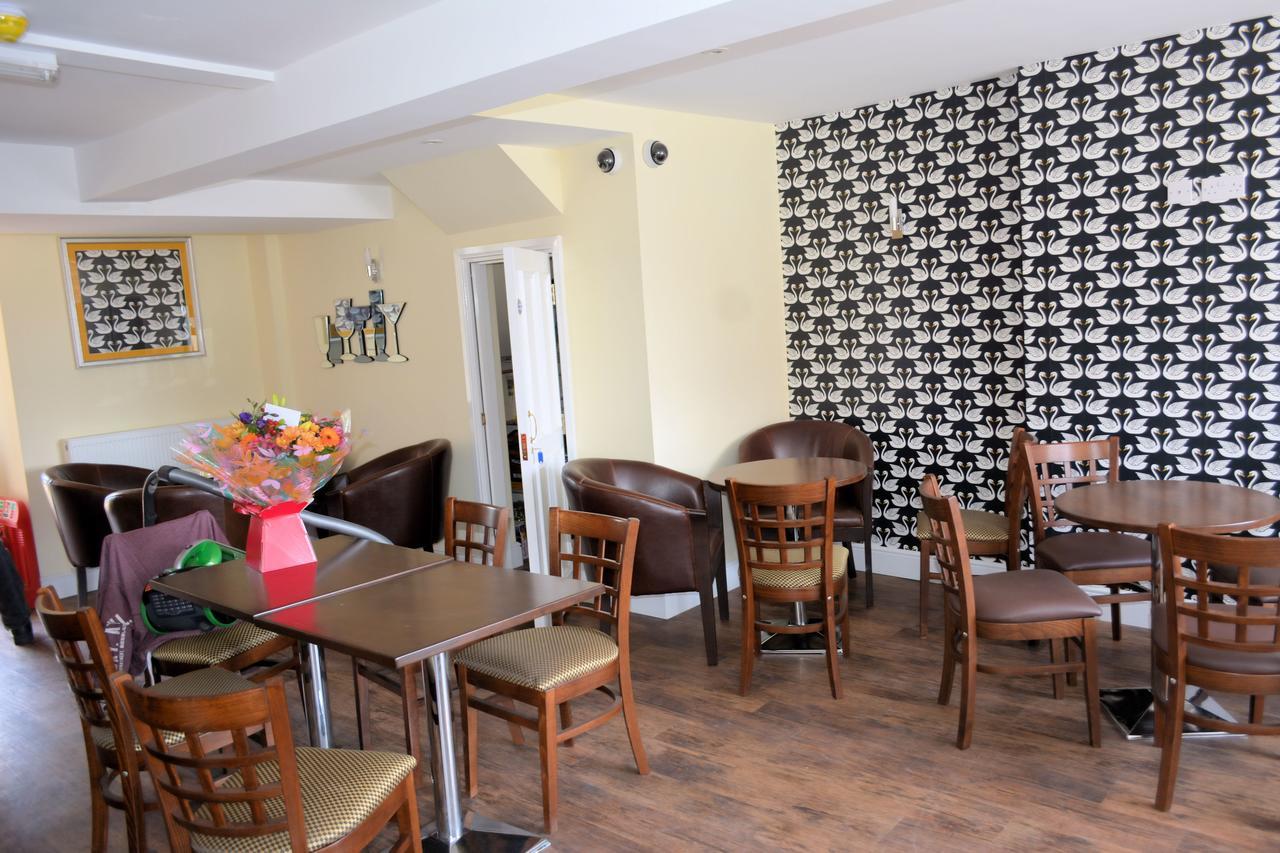 The Swan @old Stratford Hotel