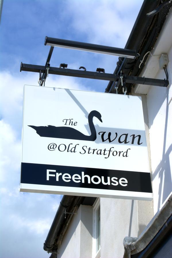 The Swan @old Stratford Hotel *
