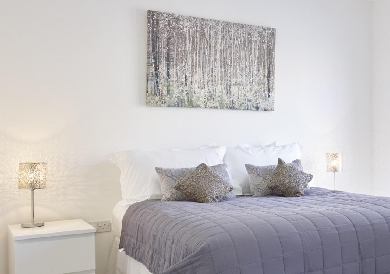 Shortstaymk Campbell Park: Serviced With Sky Sports & Free Wi-fi