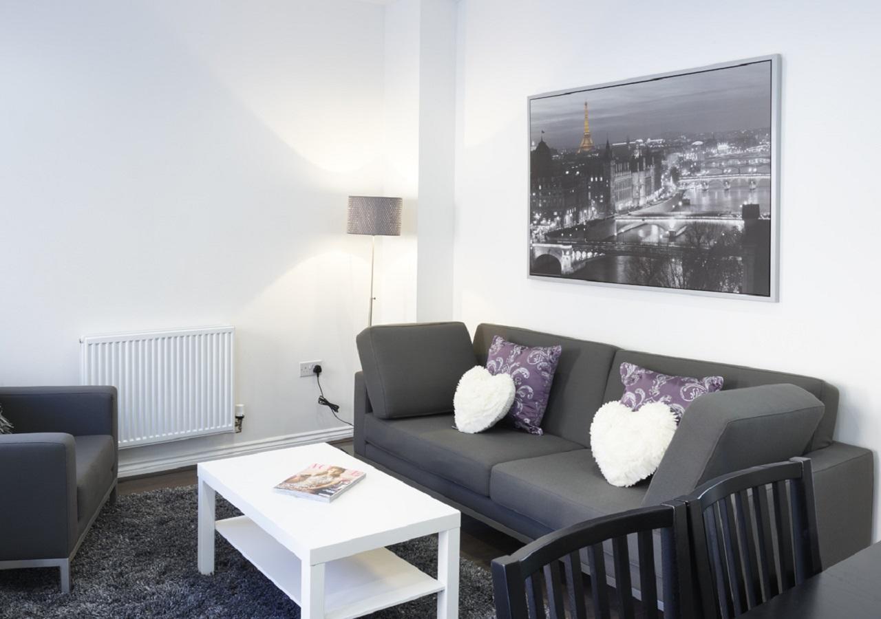 Holiday home Shortstaymk Campbell Park: Serviced With Sky Sports & Free Wi-fi Milton Keynes