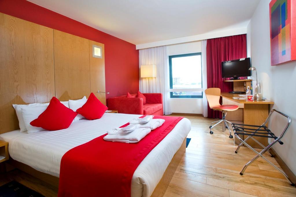 Ramada Encore 3* Milton Keynes