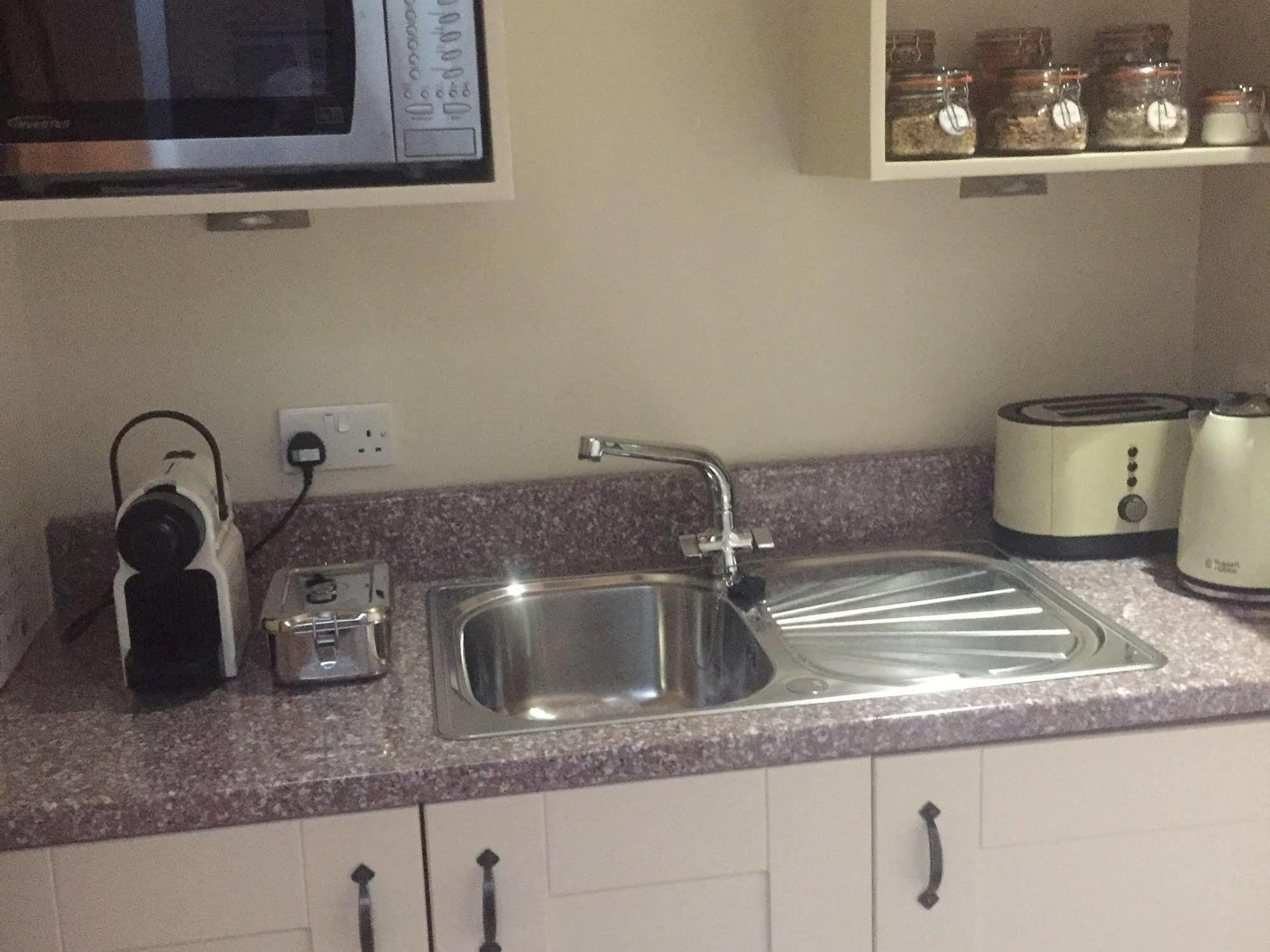 Apartment Manor Farm-mk Self-contained Serviced