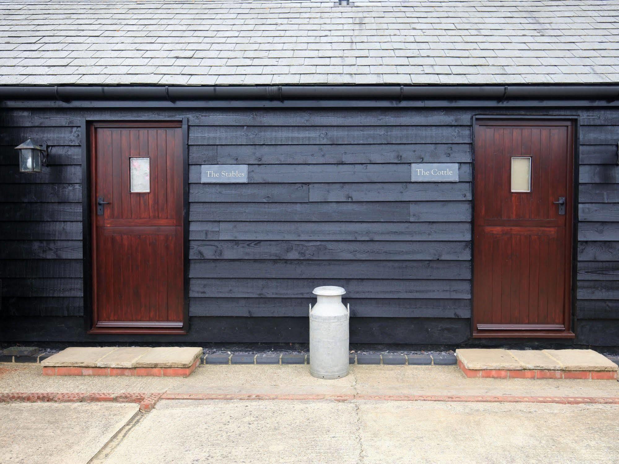 Manor Farm-mk Self-contained Serviced Apartment Milton Keynes