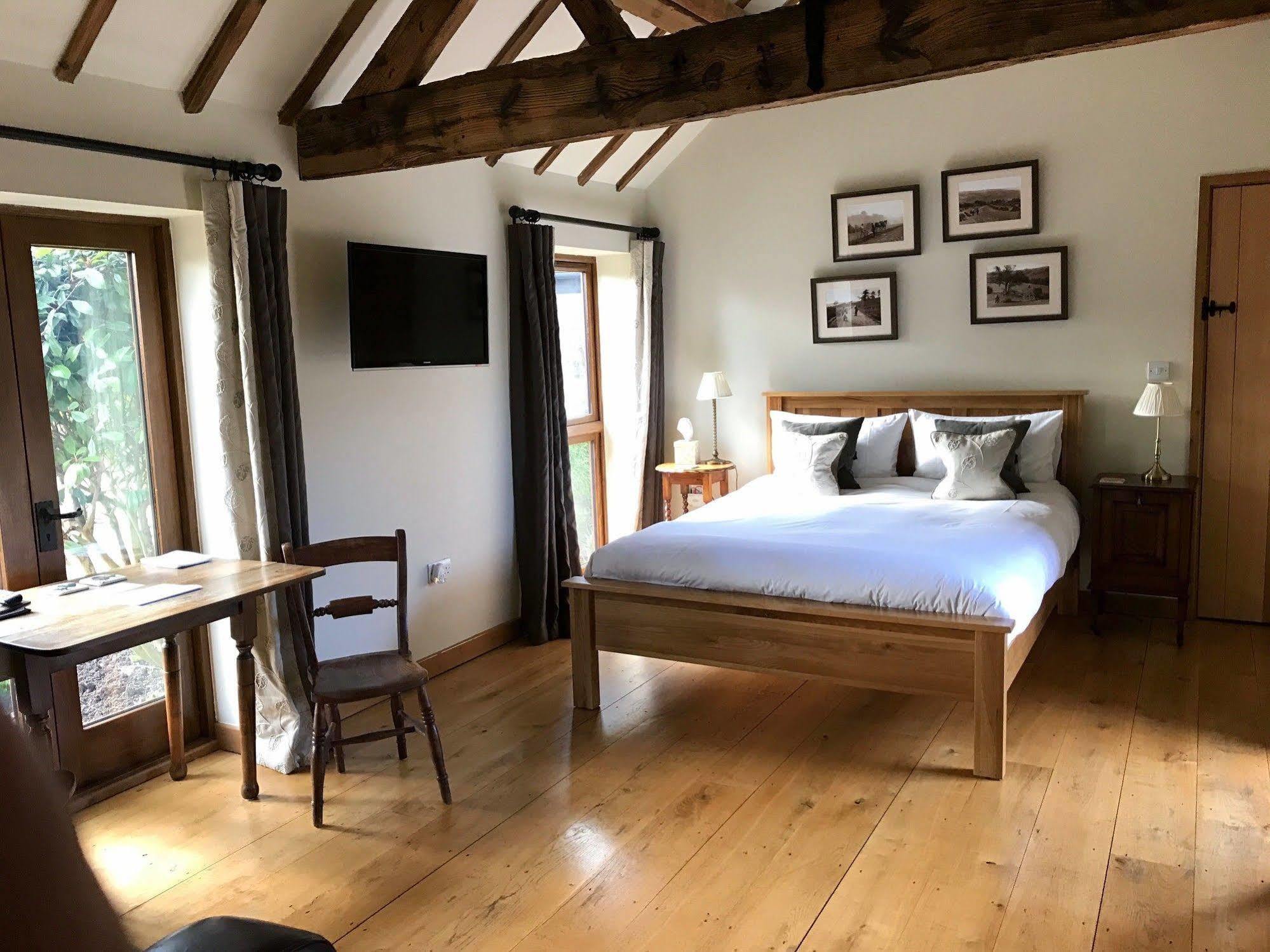 Manor Farm-mk Self-contained Serviced * Milton Keynes