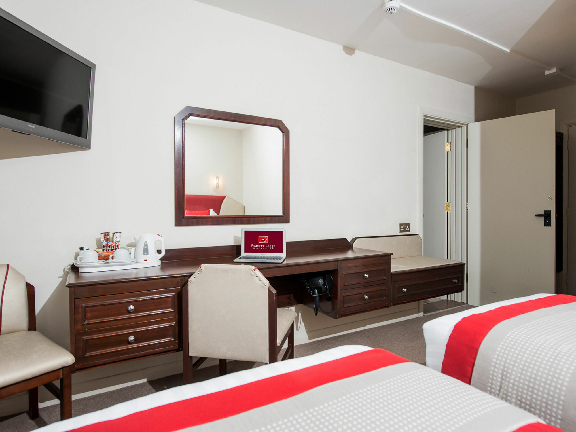 Lodge Peartree Waterside *