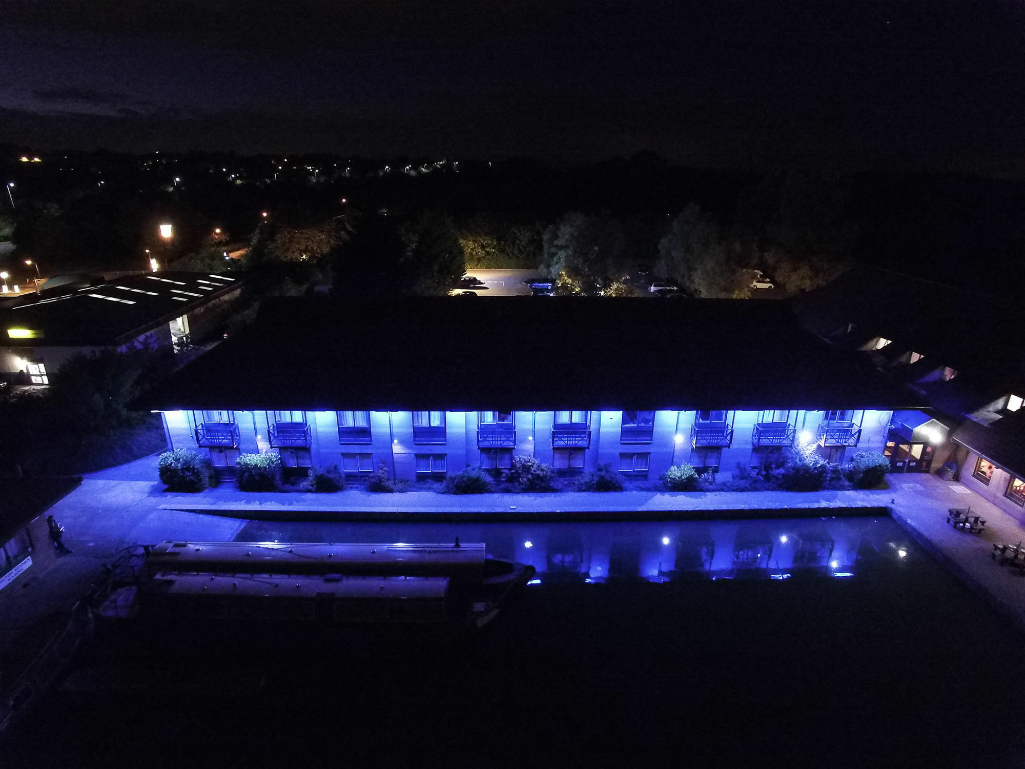 Peartree Waterside Lodge