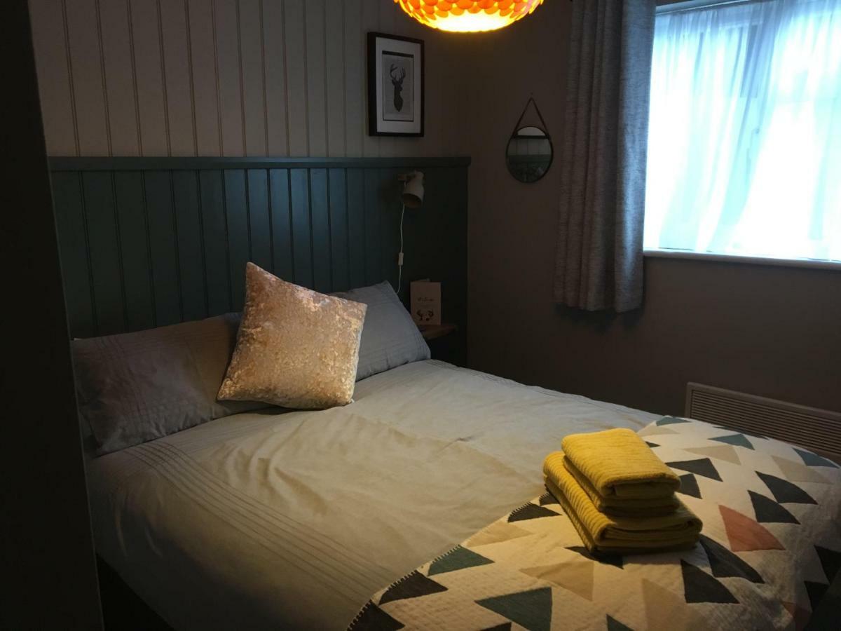 The New Lowndes Arms *