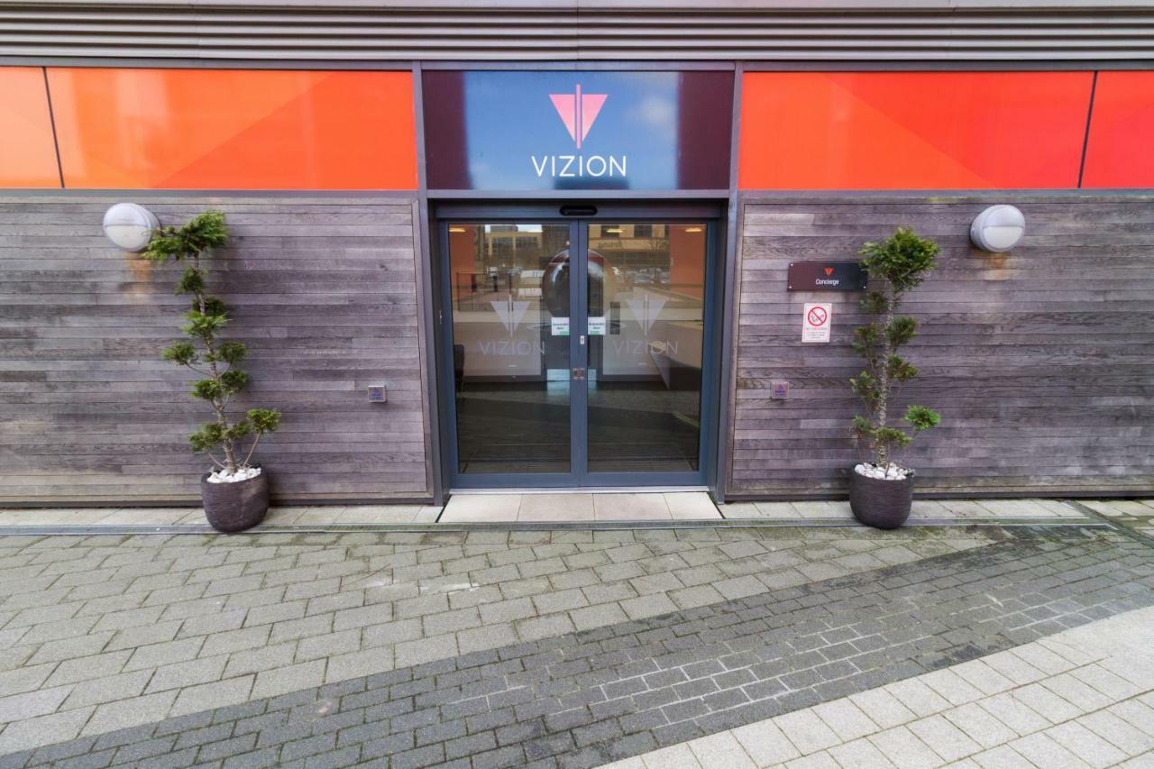 Istay At Vizion - Fully Equipped Modern Serviced With Balconies, Self Check-in, Superfast Broadband & Netflix, Free Underground Parking, 24h Security, Rooftop Gardens, Located In Mk Apartment *