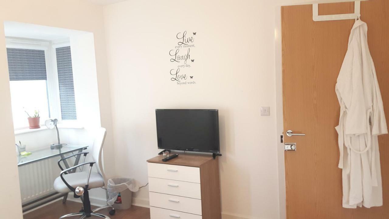 Lavi's House-east * Milton Keynes