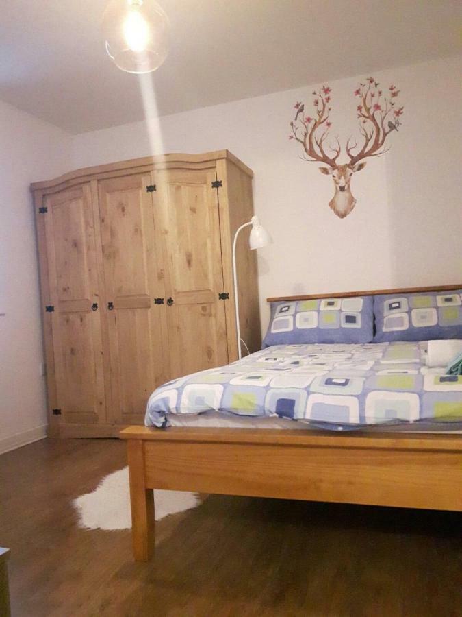 Bed & Breakfast Lavi's House-east *