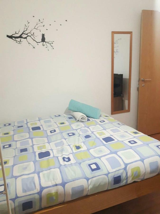 Lavi's House-east * Milton Keynes