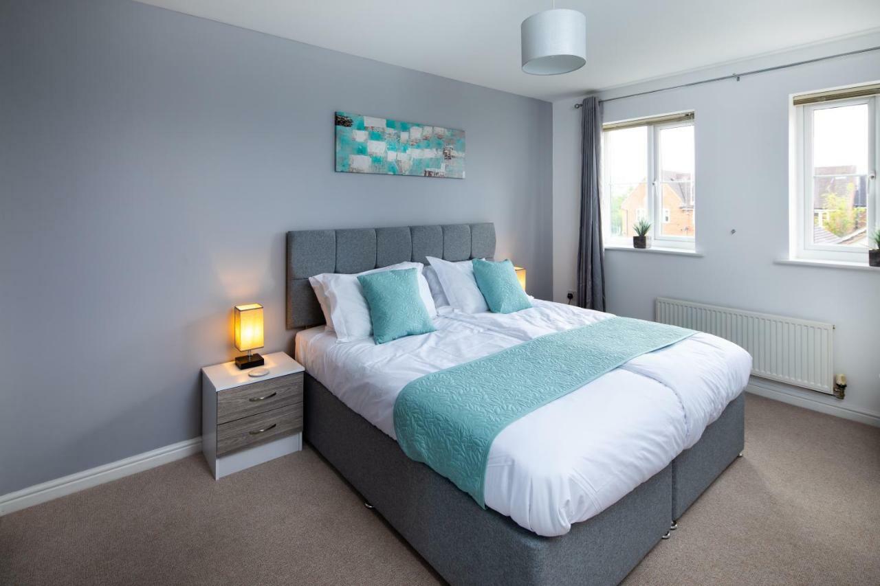 Brightleap Apartments: Modern Home-away With Entertainment & Amenities Milton Keynes