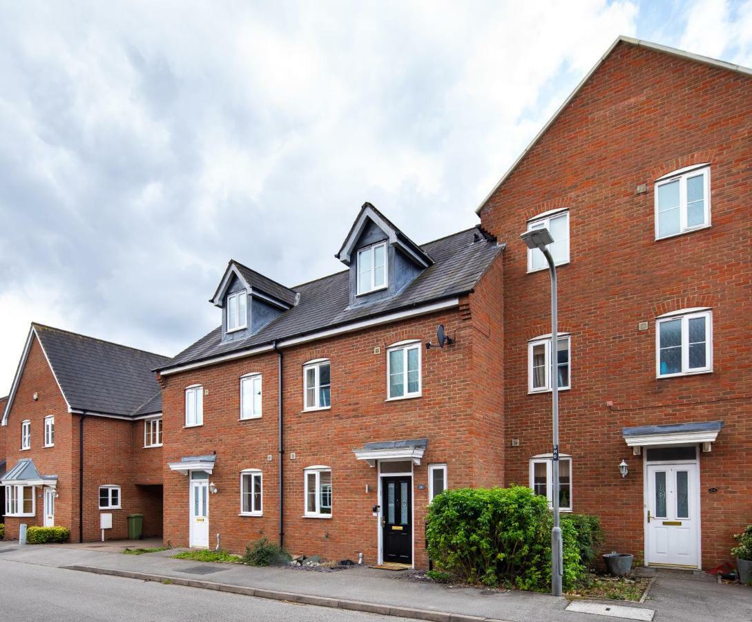 Brightleap Apartments: Modern Home-away With Entertainment & Amenities Apartamento *