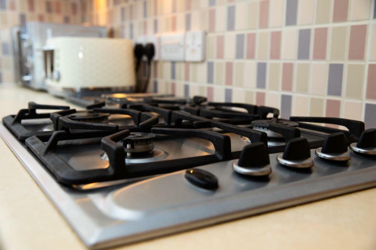 Apartamento Brightleap Apartments: Modern Home-away With Entertainment & Amenities *