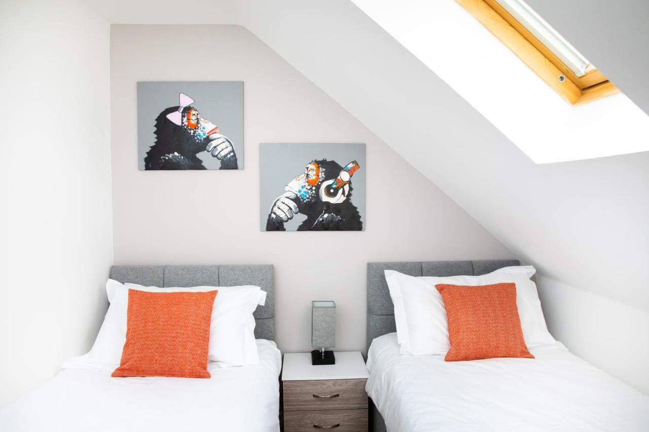 Brightleap Apartments: Modern Home-away With Entertainment & Amenities * Milton Keynes