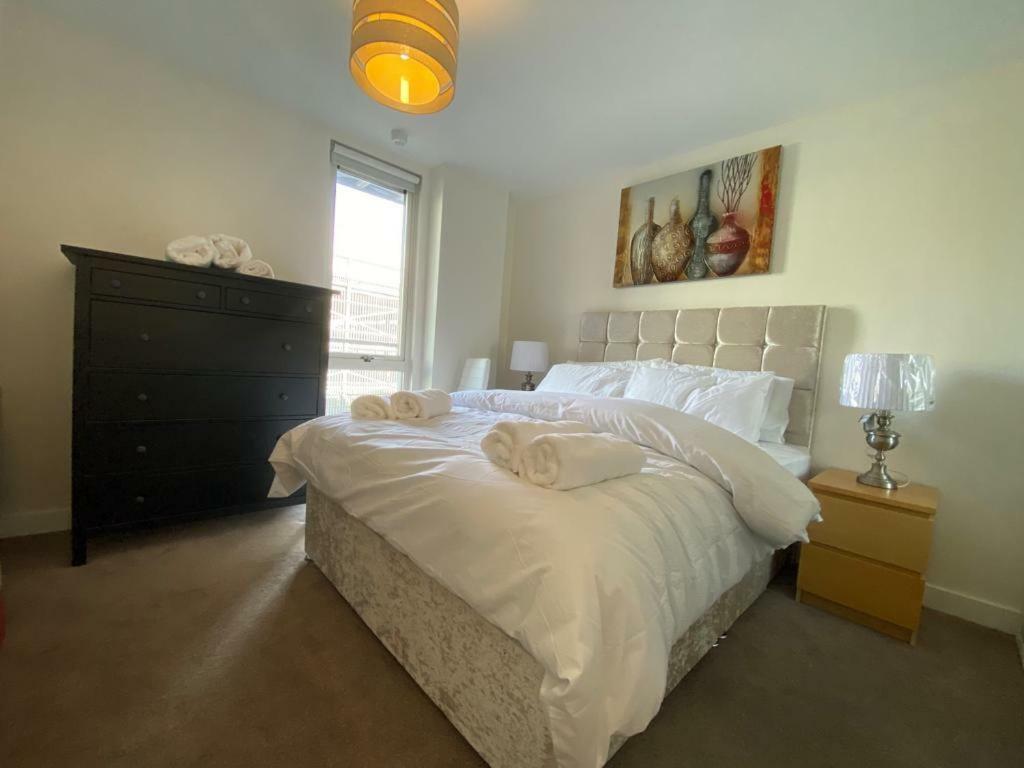 Hub One Bedroom Secured * Milton Keynes