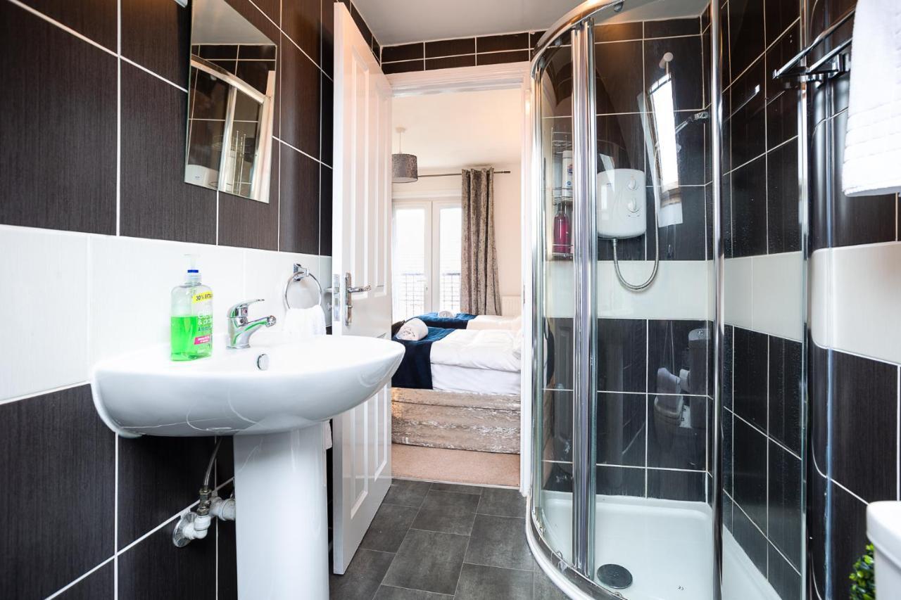 Central Garden House: Family-friendly With Free Parking Apartment *