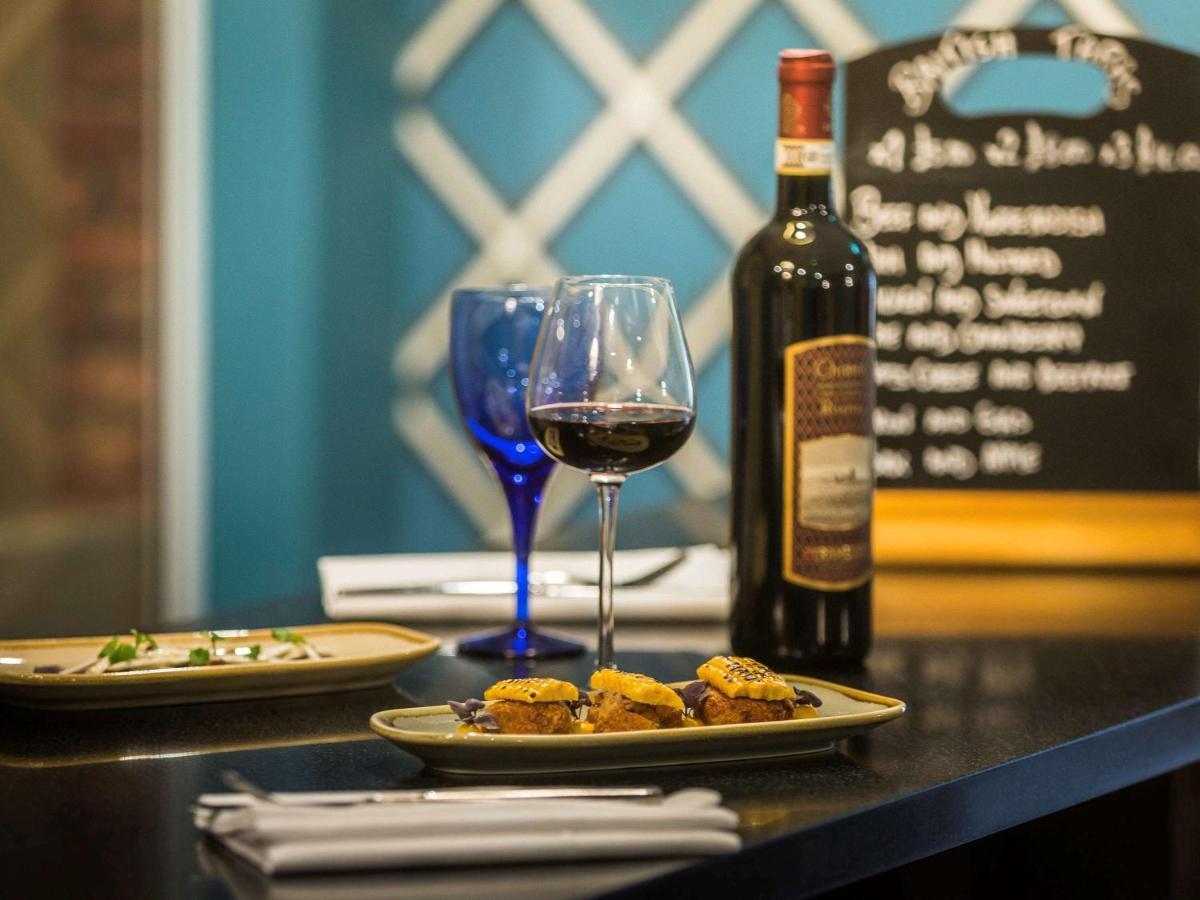 Worldhotels Distinctive Woughton House Hotel 4*