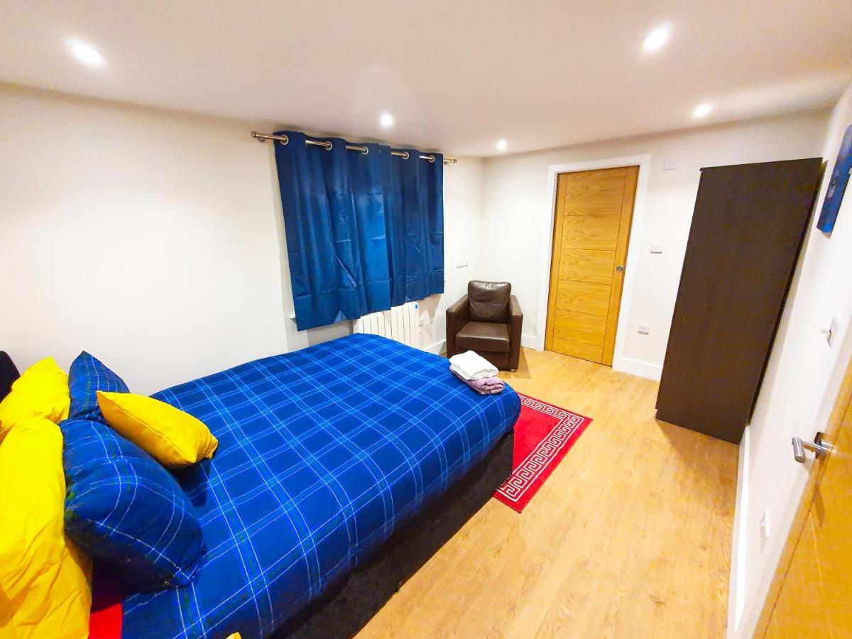 Spacious Contractor House For Large Groups- Up To 4 Private Parking By Ideyfine