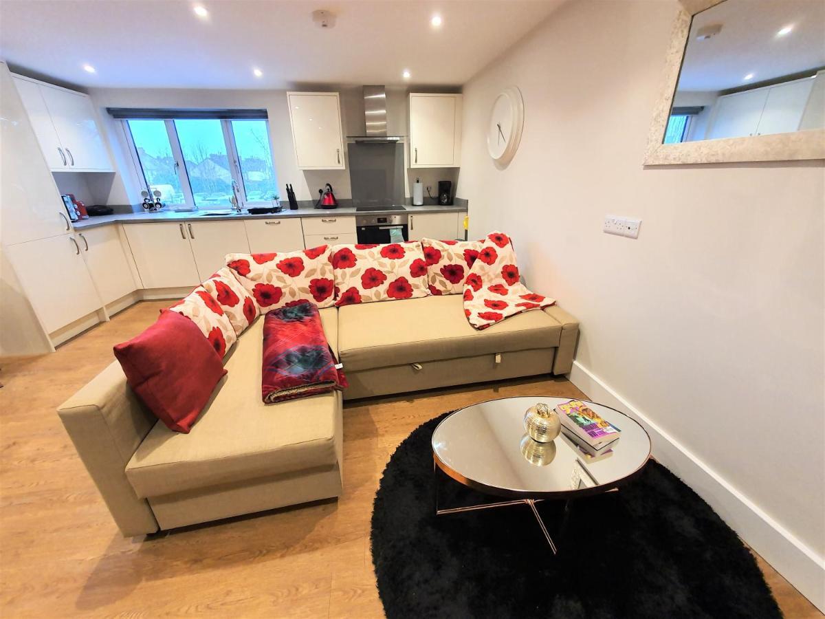 Apartment Spacious Contractor House For Large Groups- Up To 4 Private Parking By Ideyfine *